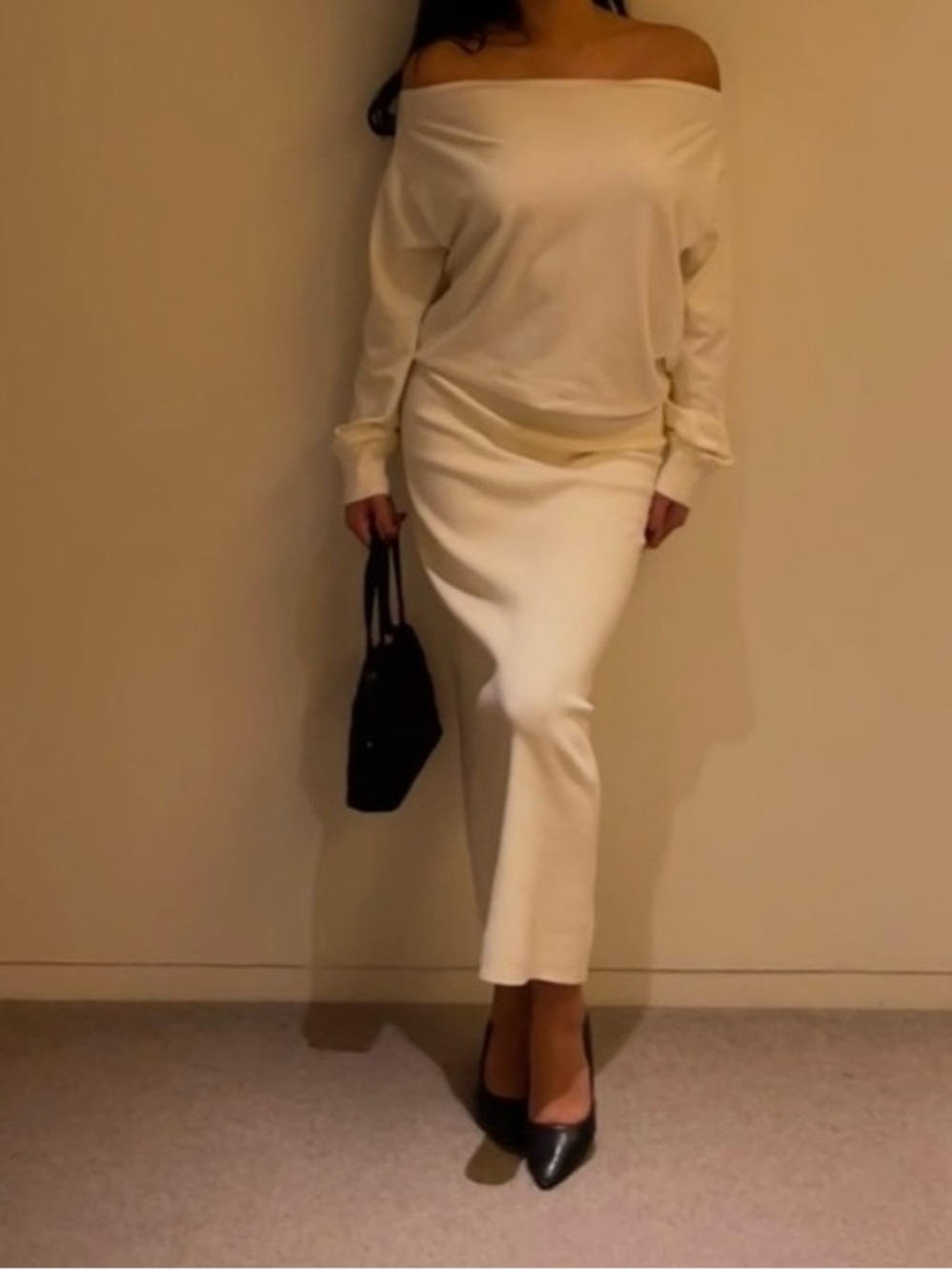 Babaton Cream Off-Shoulder Long Sleeve Maxi Dress